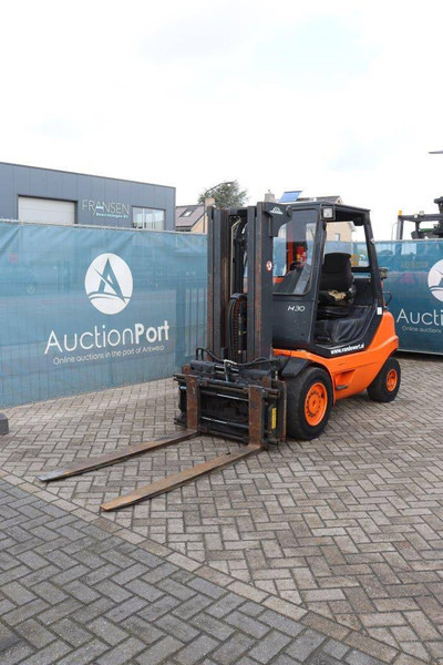 LPG forklift Linde H30T-03: picture 9
