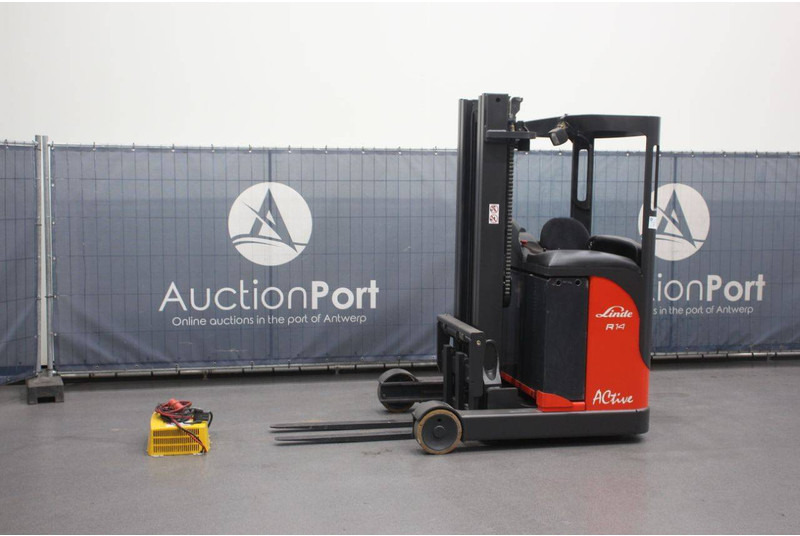 Linde R14 - Reach truck: picture 1 Linde R14 - Reach truck: picture 1