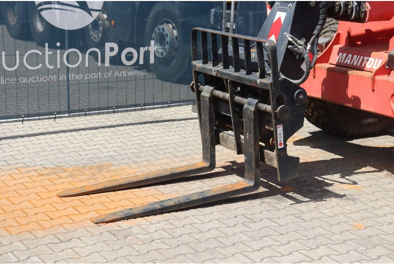 Telescopic handler Manitou MT 1840: picture 9