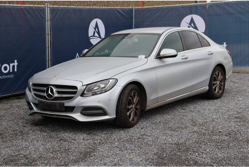 Sedan Mercedes-Benz C-Klasse 200: picture 8