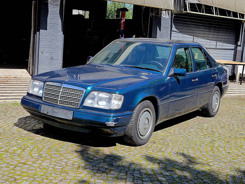 Mercedes-Benz E-Klasse 200D Automatic - Car: picture 1 Mercedes-Benz E-Klasse 200D Automatic - Car: picture 1
