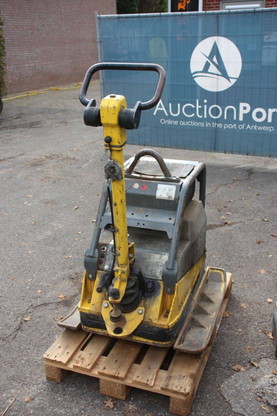 Neuson DPU 6055 - Vibratory plate: picture 5 Neuson DPU 6055 - Vibratory plate: picture 5
