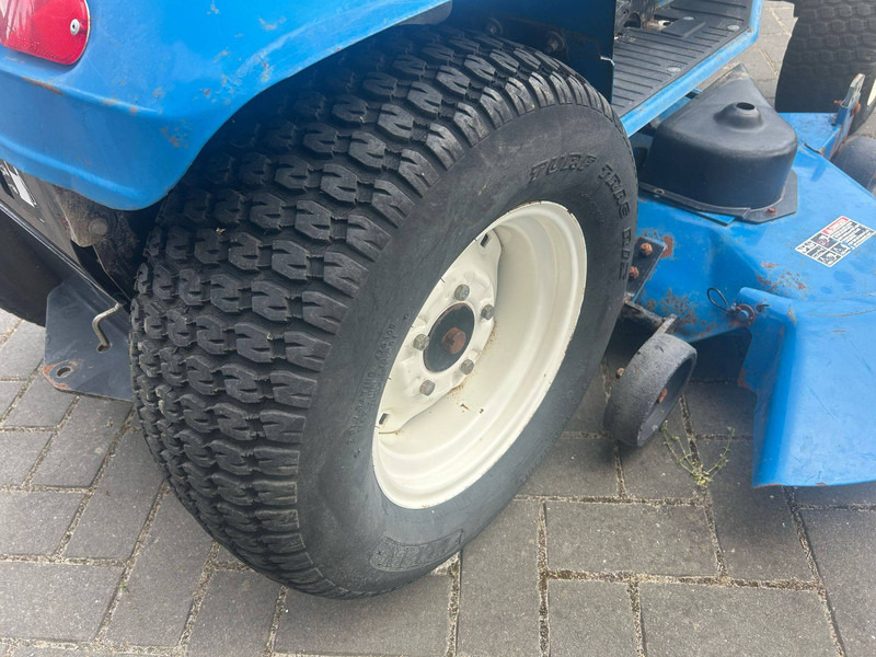 New Holland LS45 Hydro - Farm tractor: picture 5 New Holland LS45 Hydro - Farm tractor: picture 5