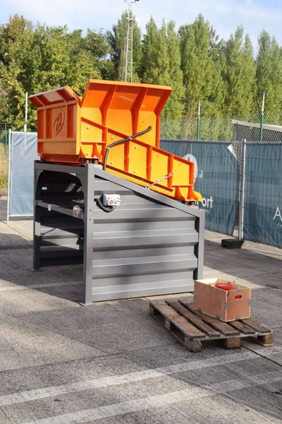 Onbekend 004-05-68-01 - Compactor: picture 4 Onbekend 004-05-68-01 - Compactor: picture 4