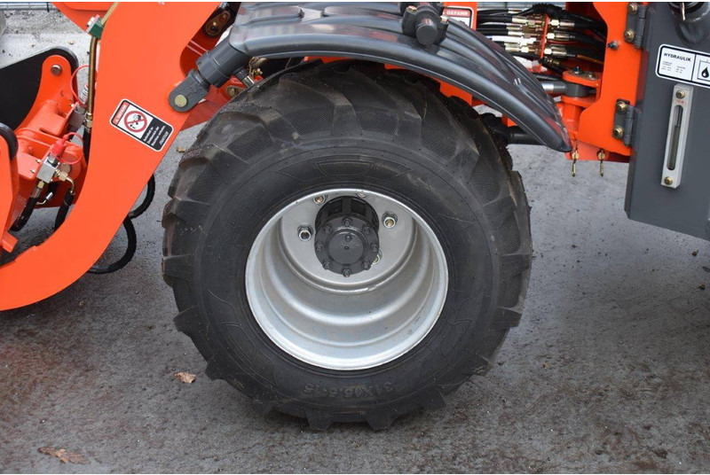 New Wheel loader Panther 10-08: picture 12