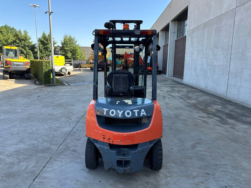 Toyota 02-8FDF20 - Diesel forklift: picture 5 Toyota 02-8FDF20 - Diesel forklift: picture 5