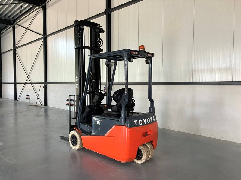 Toyota 8FBE16T - Electric forklift: picture 3 Toyota 8FBE16T - Electric forklift: picture 3
