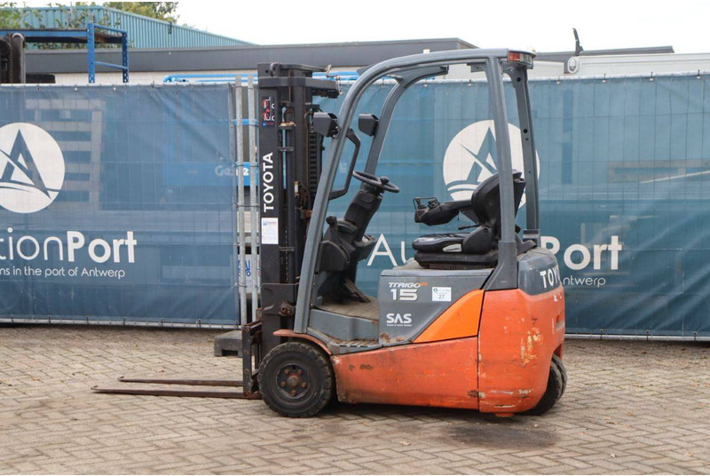 Toyota 8FBET15 - Electric forklift: picture 3 Toyota 8FBET15 - Electric forklift: picture 3