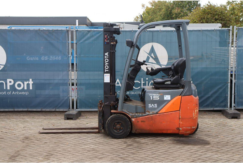 Toyota 8FBET15 - Electric forklift: picture 2 Toyota 8FBET15 - Electric forklift: picture 2