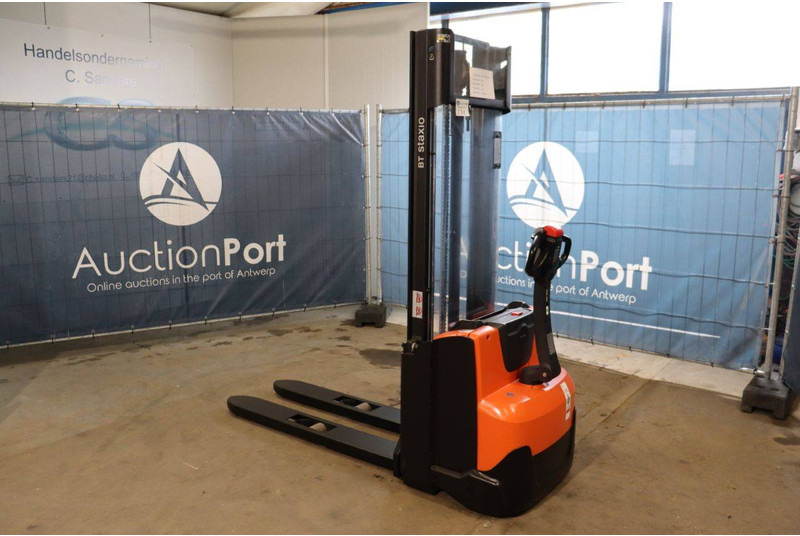 Toyota SWE 100 - Stacker: picture 3 Toyota SWE 100 - Stacker: picture 3