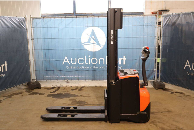 Toyota SWE120 - Stacker: picture 2 Toyota SWE120 - Stacker: picture 2