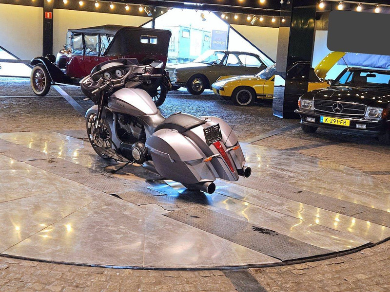 Victory Magnum X-1 - Motorcycle: picture 5 Victory Magnum X-1 - Motorcycle: picture 5