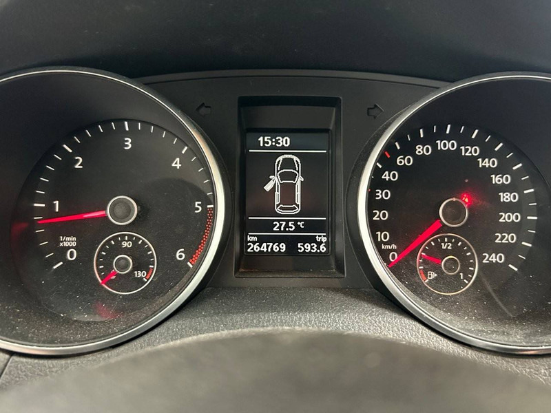 Sedan Volkswagen GOLF 1.6 TDI HIGHLINE: picture 10