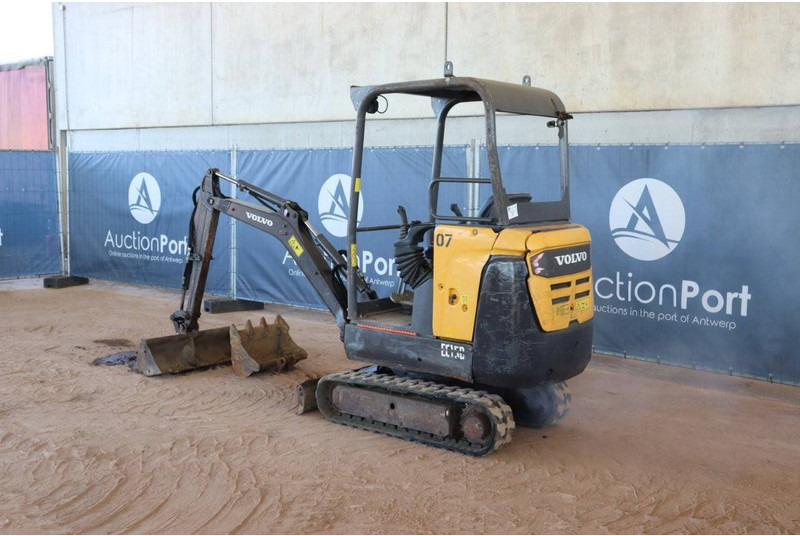 Volvo EC15D - Mini excavator: picture 3 Volvo EC15D - Mini excavator: picture 3