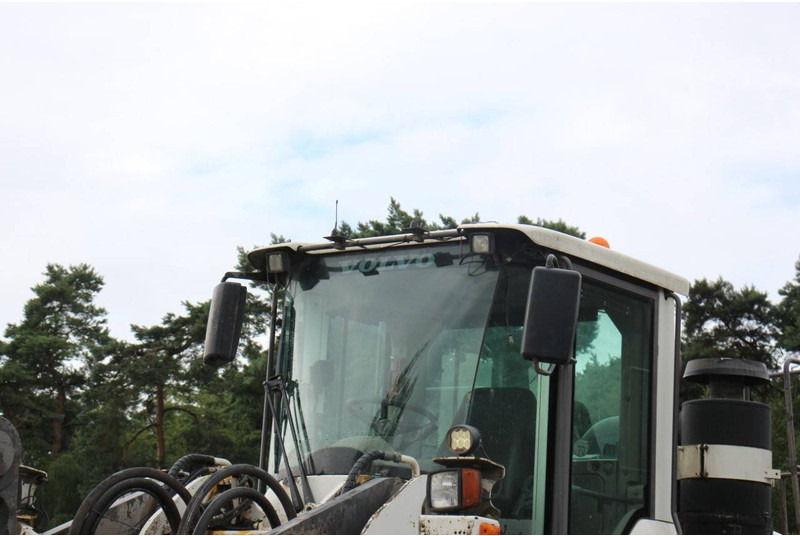 Wheel loader Volvo L 180 F: picture 11