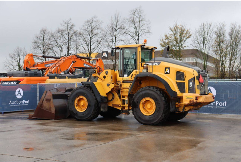 Volvo L150H - Wheel loader: picture 3 Volvo L150H - Wheel loader: picture 3
