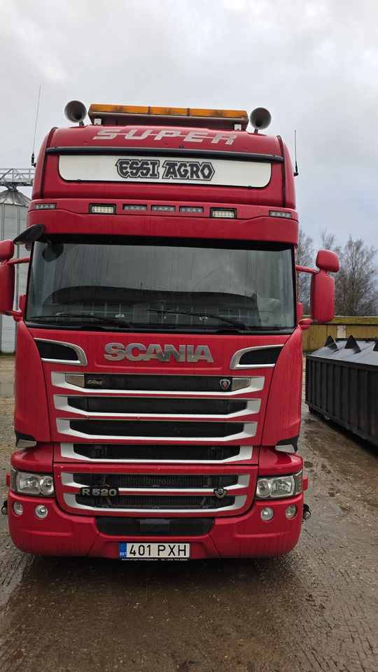 Tractor unit SCANIA R520: picture 11