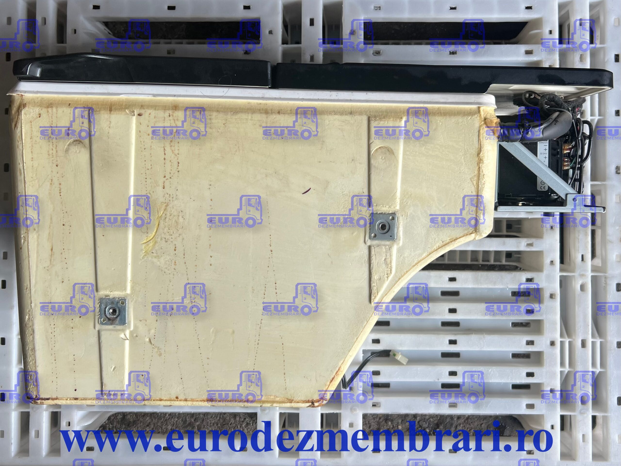 FRIGIDER MAN TGX TG2 81.63910.6109 - Cab and interior for Truck: picture 2 FRIGIDER MAN TGX TG2 81.63910.6109 - Cab and interior for Truck: picture 2