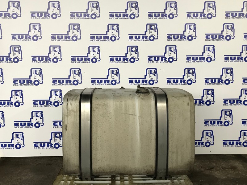REZERVOR COMBUSTIBIL MAN L=105CM l=70CM H=70CM 81.12201.5658, 81.12201.5949, 81.12201.5700, 81.12201.5714, 81.12201.5611 - Fuel tank for Truck: picture 1 REZERVOR COMBUSTIBIL MAN L=105CM l=70CM H=70CM 81.12201.5658, 81.12201.5949, 81.12201.5700, 81.12201.5714, 81.12201.5611 - Fuel tank for Truck: picture 1