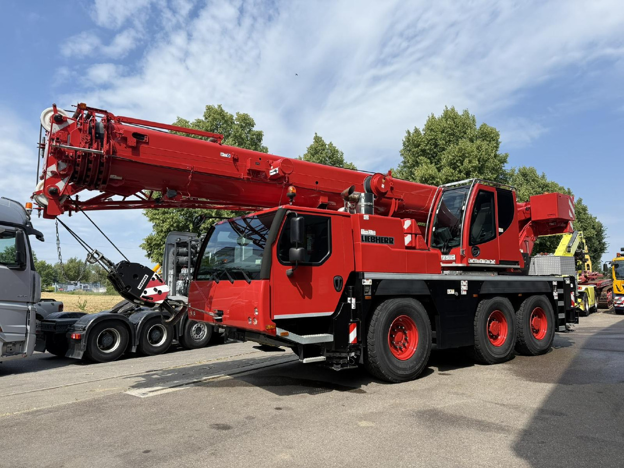 Liebherr LTM 1050-3.1 (20 - 084 132) - Mobile crane: picture 2 Liebherr LTM 1050-3.1 (20 - 084 132) - Mobile crane: picture 2