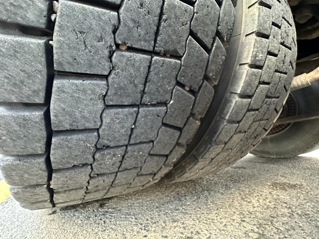 SCANIA R 450 CB6x4HHZ - Cab chassis truck: picture 2 SCANIA R 450 CB6x4HHZ - Cab chassis truck: picture 2