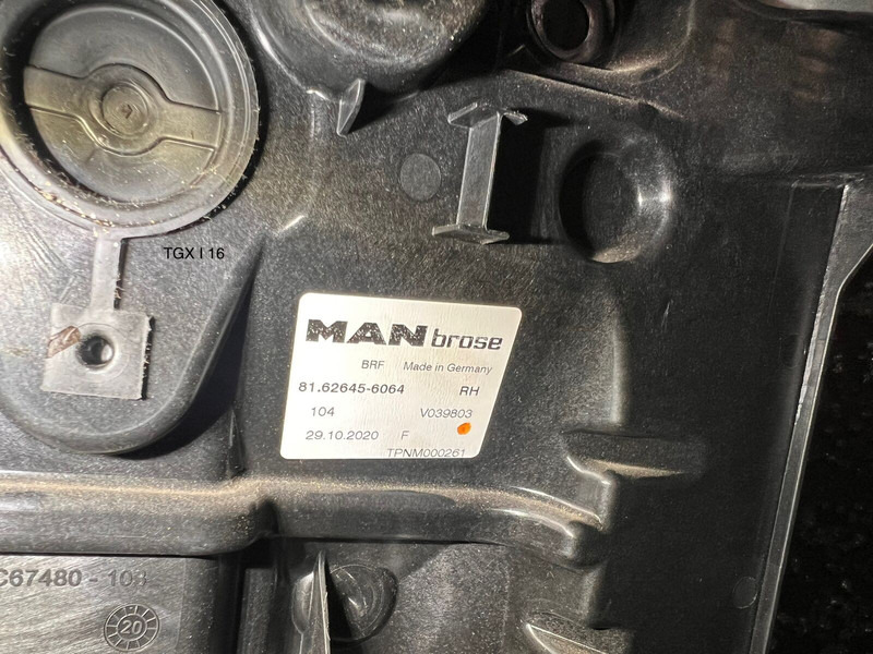 MAN  - Window lift motor: picture 3 MAN  - Window lift motor: picture 3