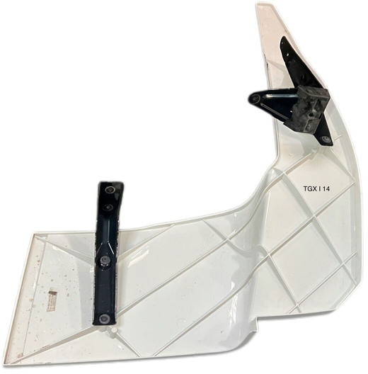 MAN  - Aerodynamics/ Spoiler: picture 2 MAN  - Aerodynamics/ Spoiler: picture 2