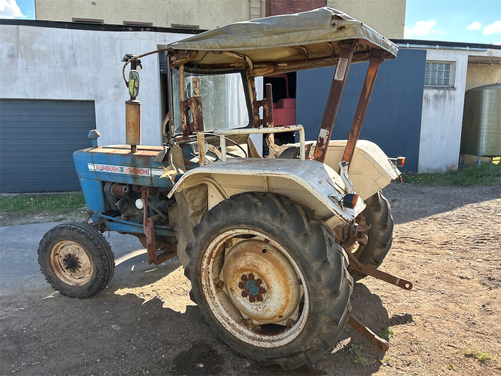 1969 Ford 2000 - Farm tractor: picture 1 1969 Ford 2000 - Farm tractor: picture 1