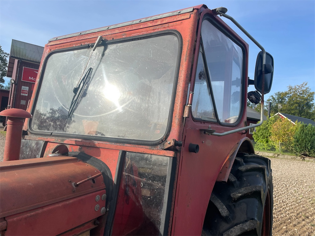 Farm tractor BM VOLVO 350: picture 8