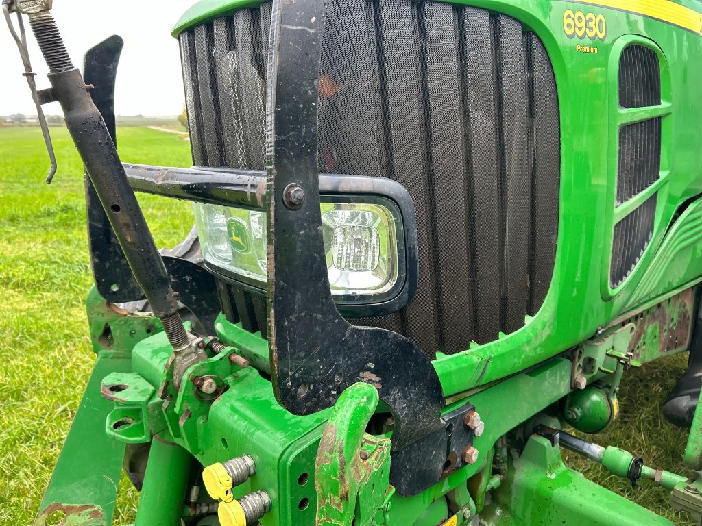 Farm tractor JOHN DEERE 6930: picture 11