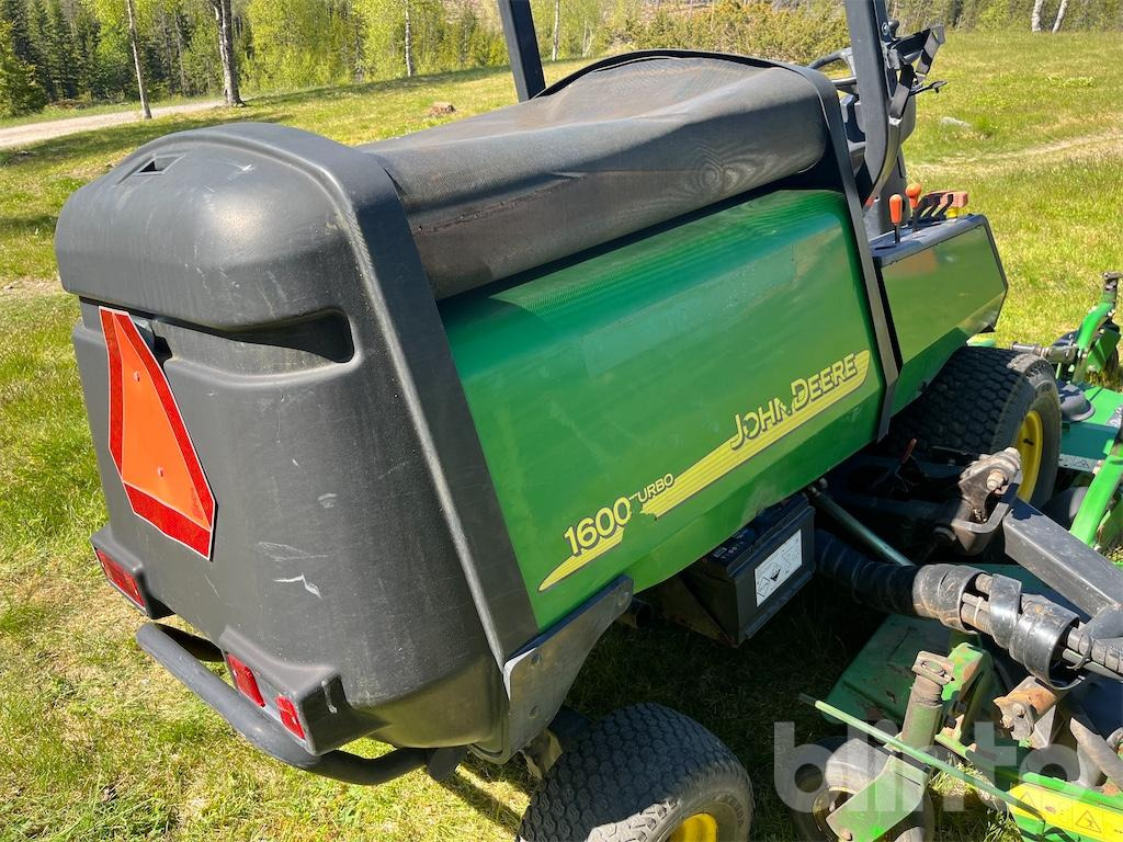 Garden mower John Deere 1600 Turbo: picture 34