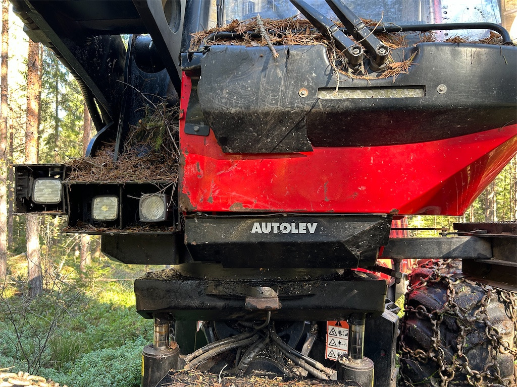 Forestry harvester Komatsu 901TX.1: picture 40