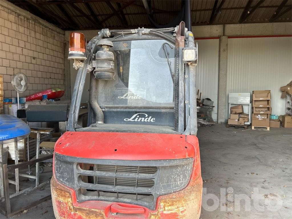 Linde H30D-02 (2013) - Forklift: picture 3 Linde H30D-02 (2013) - Forklift: picture 3