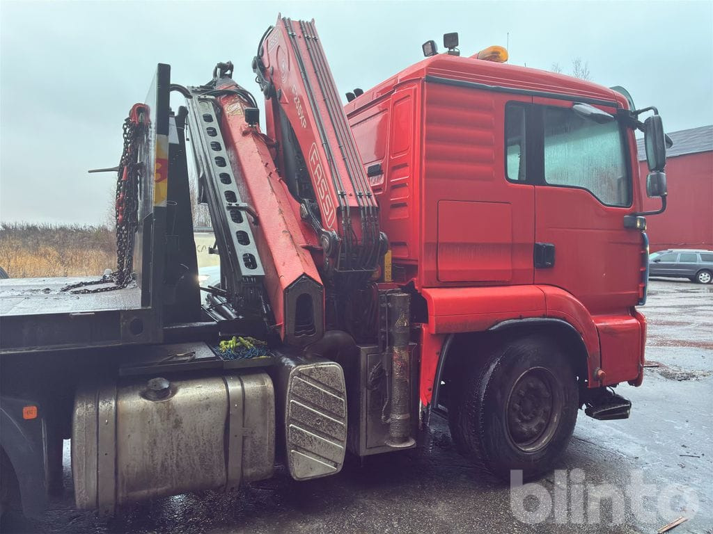 MAN TGA 35.480 8X4-4 BL - Hook lift truck, Crane truck: picture 4 MAN TGA 35.480 8X4-4 BL - Hook lift truck, Crane truck: picture 4