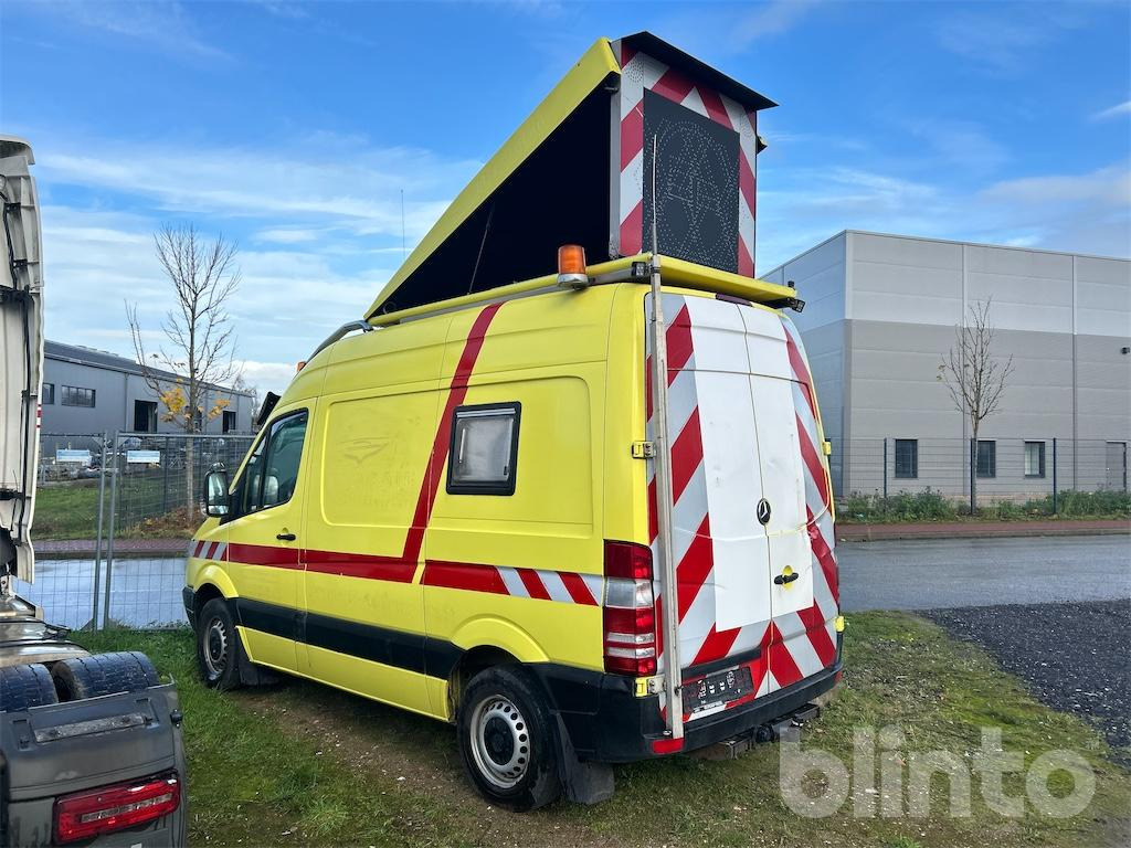 Mercedes-Benz Sprinter (2011) - Panel van, Municipal/ Special vehicle: picture 4 Mercedes-Benz Sprinter (2011) - Panel van, Municipal/ Special vehicle: picture 4