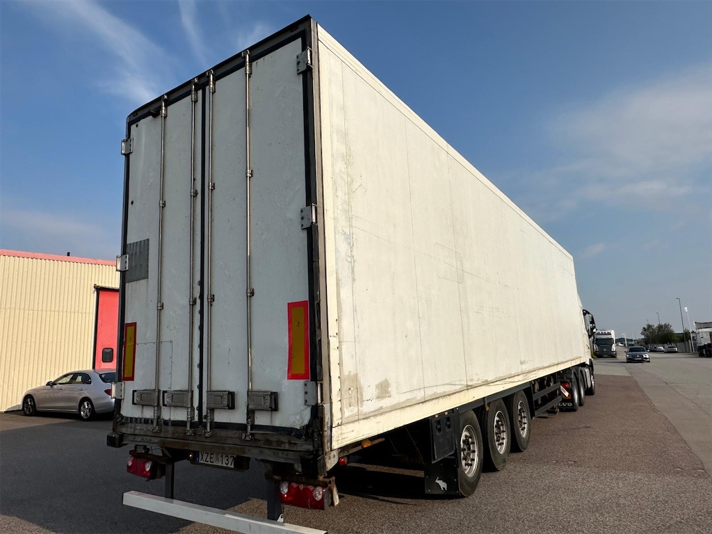 SCHMITZ SKO 24 - Refrigerator semi-trailer: picture 4 SCHMITZ SKO 24 - Refrigerator semi-trailer: picture 4