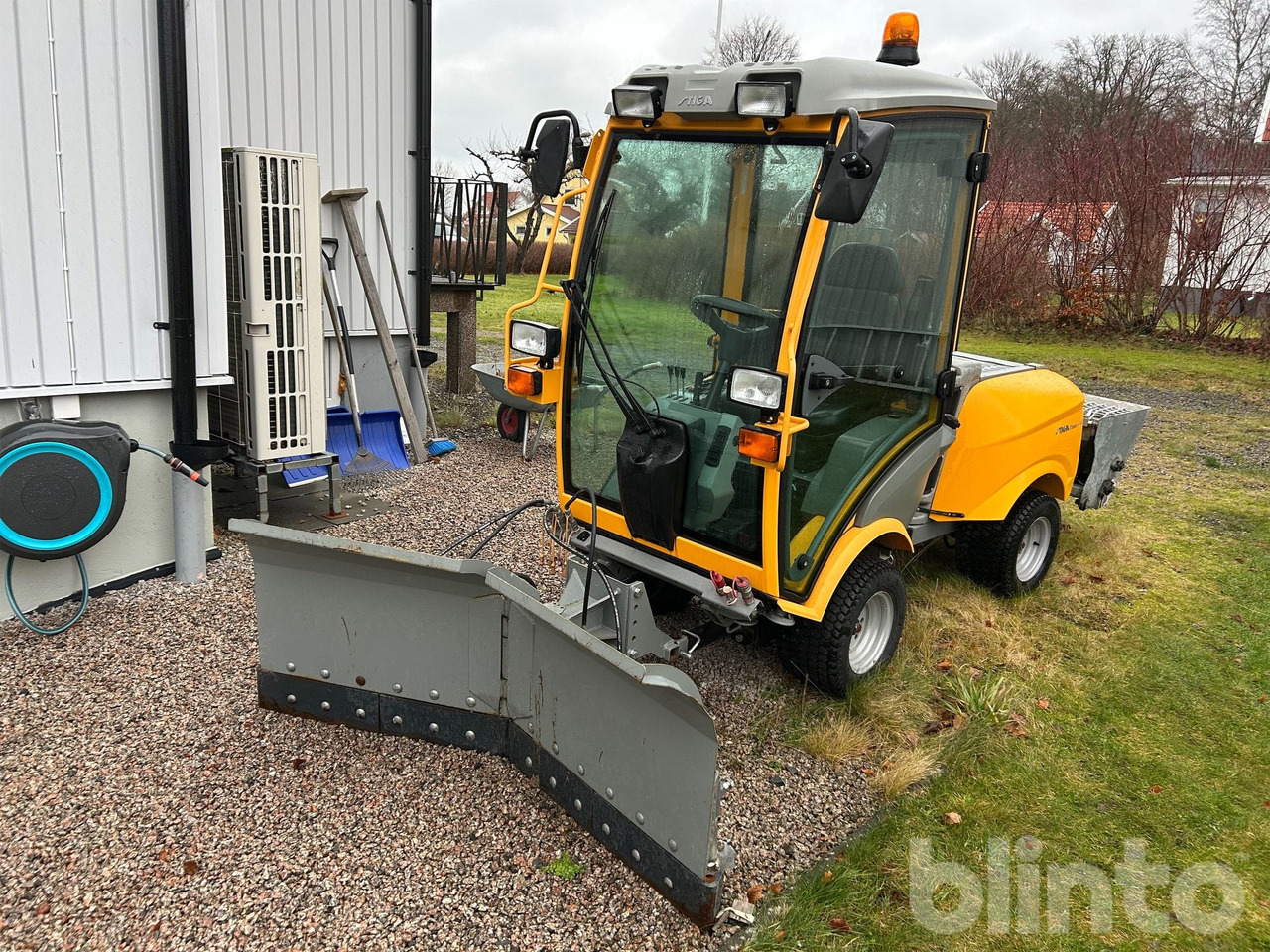 Stiga Titan 740DCR - Snow removal vehicle: picture 1 Stiga Titan 740DCR - Snow removal vehicle: picture 1