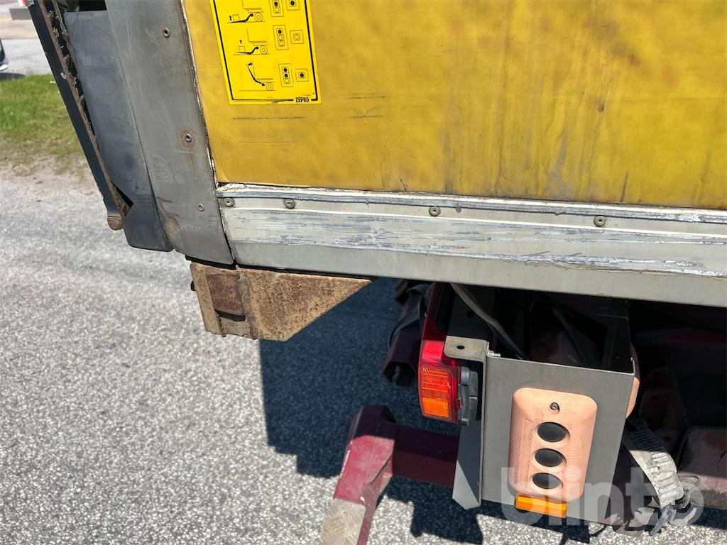 Truck VOLVO FM 6*2: picture 39