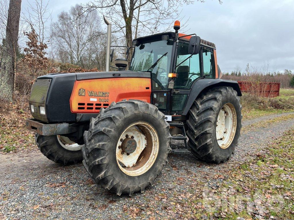 VALMET 8400-4 - Farm tractor: picture 1 VALMET 8400-4 - Farm tractor: picture 1