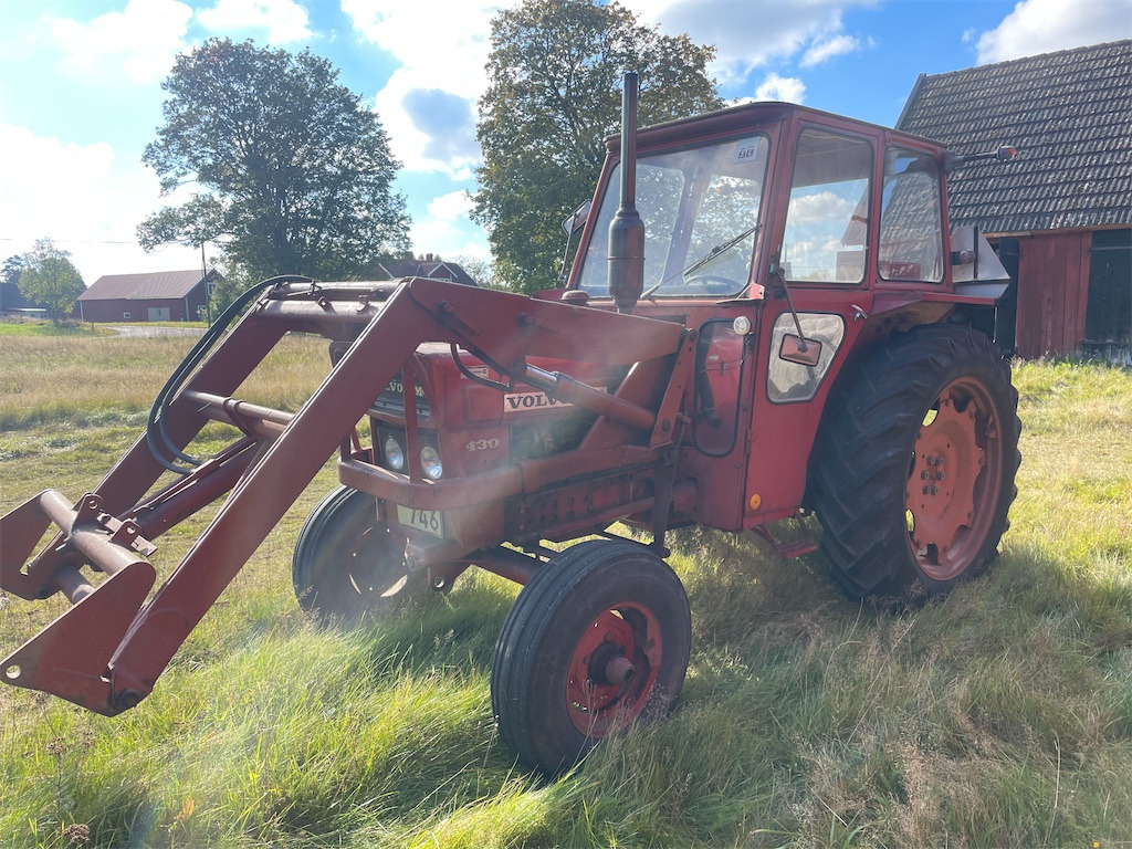 VOLVO-BM T 430 - Farm tractor: picture 1 VOLVO-BM T 430 - Farm tractor: picture 1