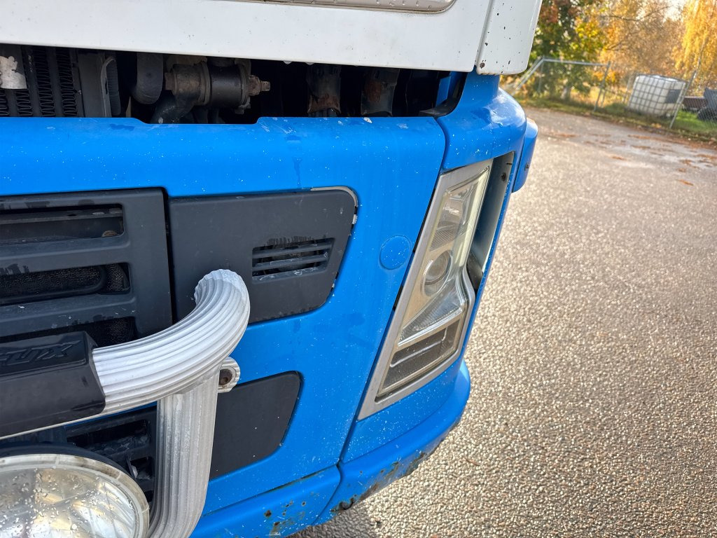 Log truck VOLVO FH12 6X4: picture 17