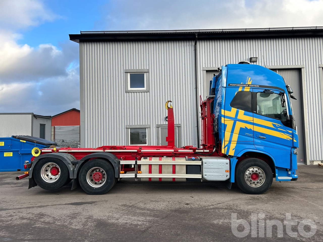 VOLVO FH16 750 Performance edition - Hook lift truck: picture 4 VOLVO FH16 750 Performance edition - Hook lift truck: picture 4