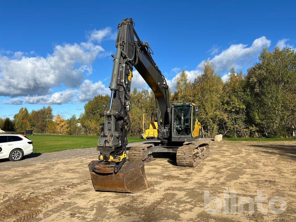 Volvo EC 220DL - Crawler excavator: picture 2 Volvo EC 220DL - Crawler excavator: picture 2