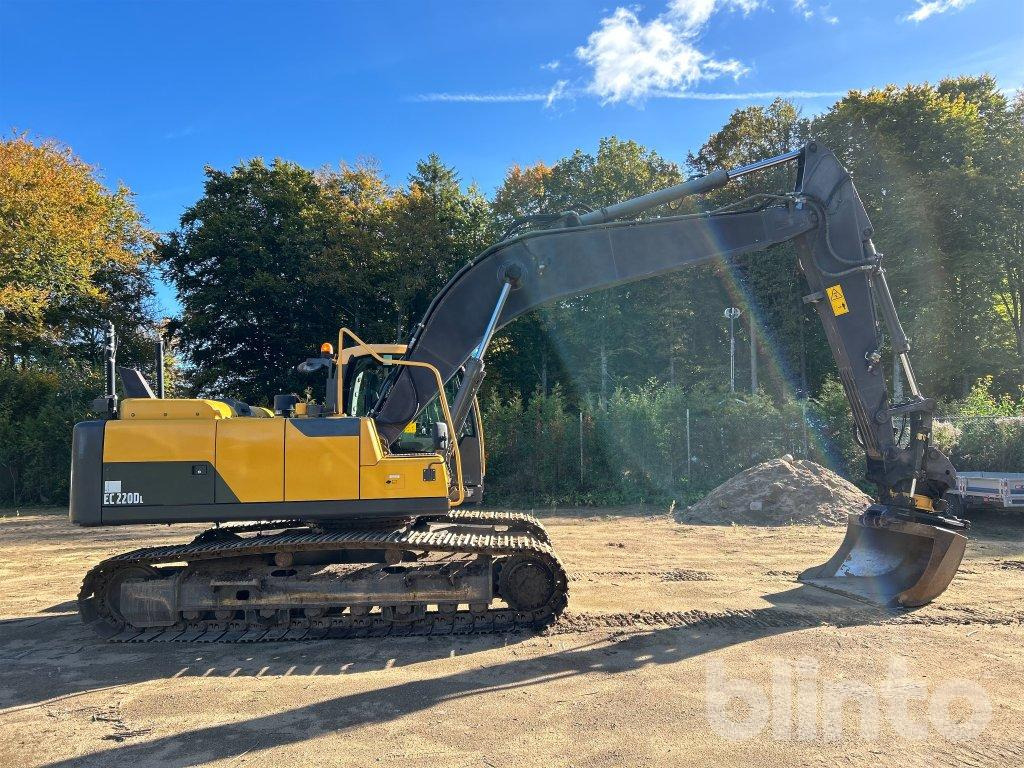 Volvo EC 220DL - Crawler excavator: picture 4 Volvo EC 220DL - Crawler excavator: picture 4