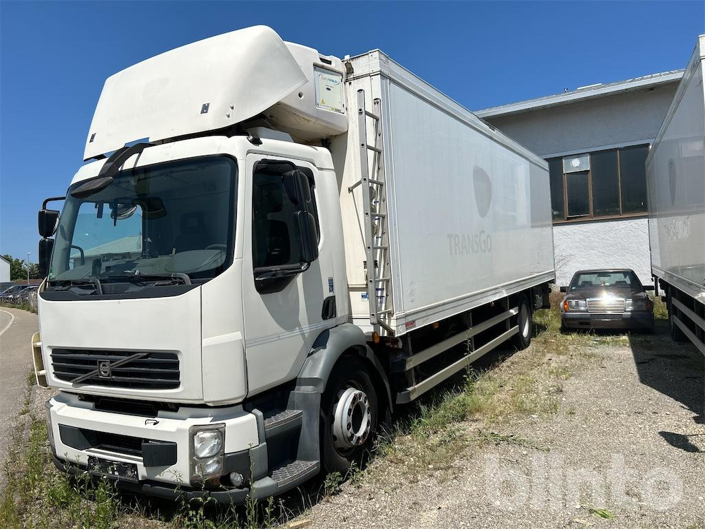 Volvo FL/ FLB 3C (2013) - Refrigerator truck: picture 1 Volvo FL/ FLB 3C (2013) - Refrigerator truck: picture 1