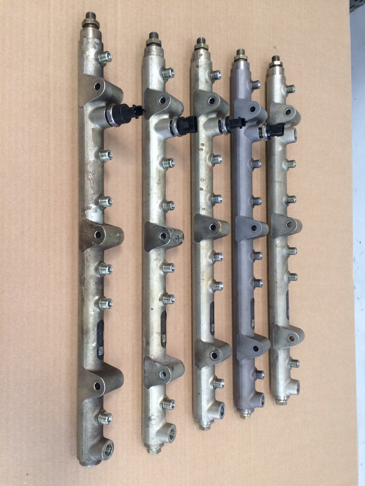TUBO PRESSIONE COMMON RAIL MAN 51103116054 - Fuel system: picture 1 TUBO PRESSIONE COMMON RAIL MAN 51103116054 - Fuel system: picture 1