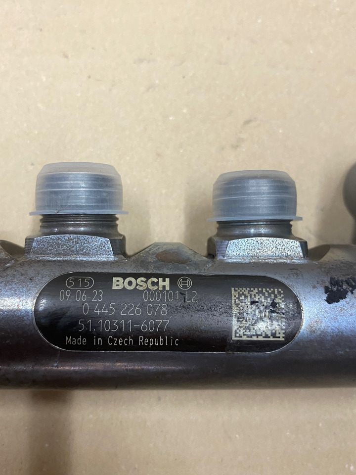 TUBO PRESSIONE COMMON-RAIL - RIF. BOSCH 0445226078 - RIF. MAN 51103116077 - Fuel system for Truck: picture 3 TUBO PRESSIONE COMMON-RAIL - RIF. BOSCH 0445226078 - RIF. MAN 51103116077 - Fuel system for Truck: picture 3