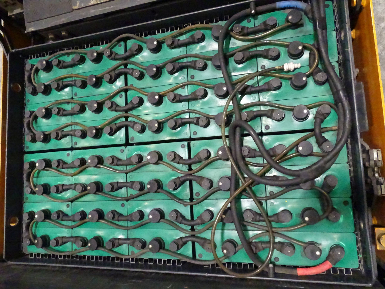 STILL R07-25 - Tow tractor: picture 4 STILL R07-25 - Tow tractor: picture 4