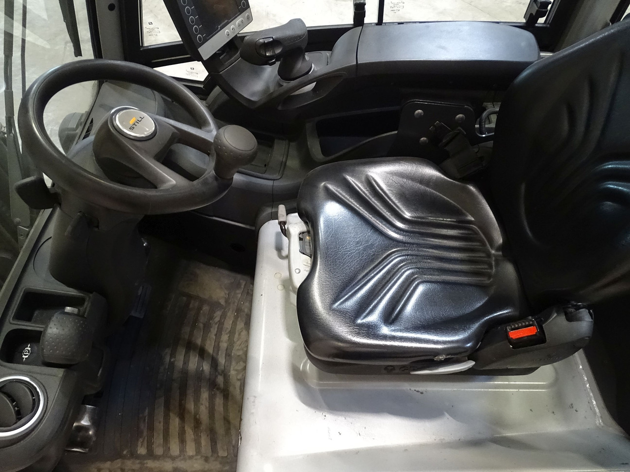 STILL RX20-16P - Electric forklift: picture 3 STILL RX20-16P - Electric forklift: picture 3