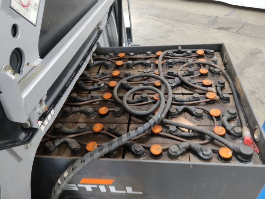 STILL RX60-25 - Electric forklift: picture 4 STILL RX60-25 - Electric forklift: picture 4